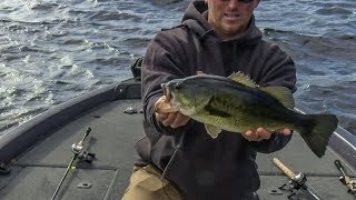 Stop WASTING TIME Fishing for BASS this Winter – Cold Water Secrets
