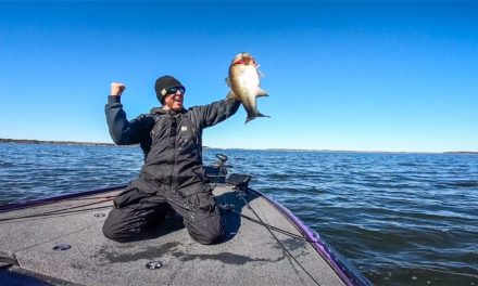 Huff Wins with a Jigging Spoon on Toledo Bend