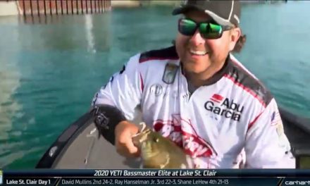 Bassmaster – Cox catches a big smallmouth to start Day 4