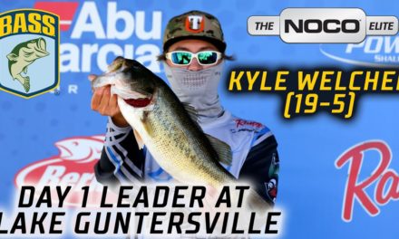 Bassmaster – Kyle Welcher leads Day 1 with 19 pounds (Lake Guntersville Bassmaster Elite)
