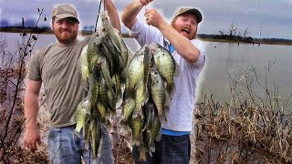 LakeForkGuy – EPIC Crappie Fishing Rain Runoff from the BANK
