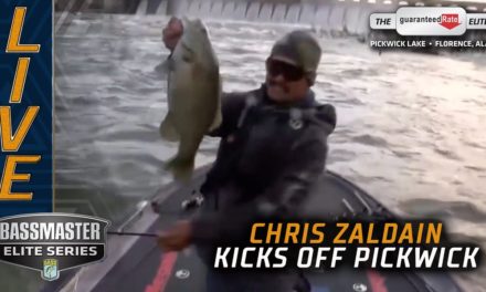 Bassmaster – Chris Zaldain starts his day with a smallmouth (Heavy Current)