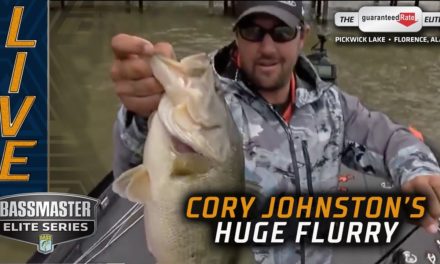 Bassmaster – Cory Johnston's huge flurry on Championship Tuesday (INTO THE LEAD)