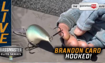 Bassmaster – Brandon Card in a sticky situation on Fork (Hooked in the Hand!)