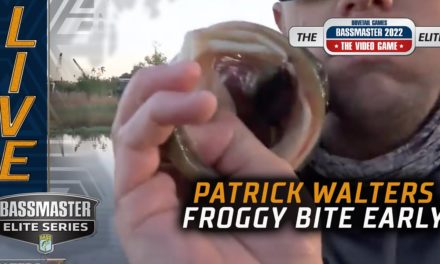 Bassmaster – Patrick Walters kicks off the Sabine River with a frog fish!