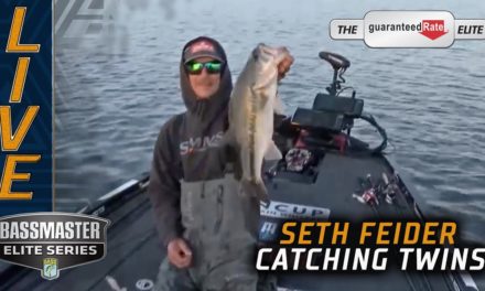 Bassmaster – Seth Feider catches twin 4 pounder on Lake Fork