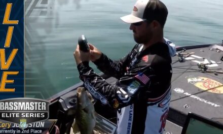 Bassmaster – ST. LAWRENCE: From 8th to 2nd, Cory Johnston surges with giant weight