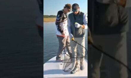 Bassmaster – An oversized Redfish for Myers/Chivas on Day 2 in South Carolina